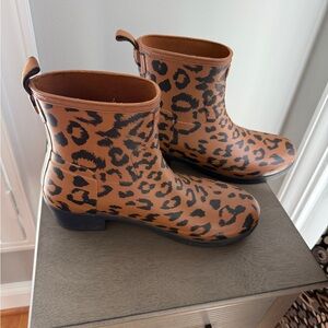 Hunter Tan and Black Leopard Winter Boots